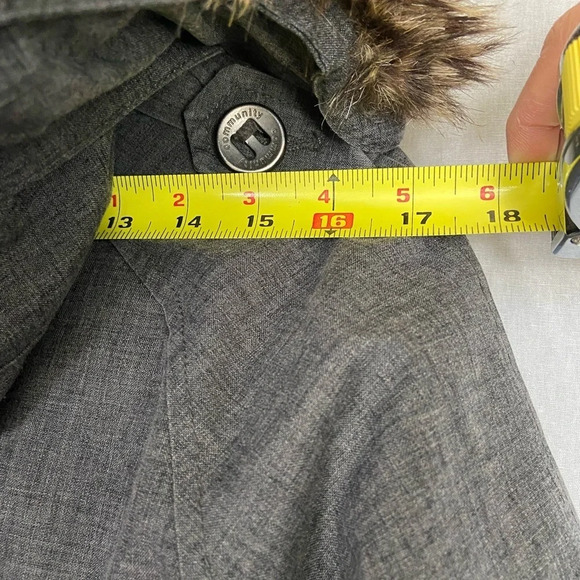 Community Aritzia down parka with faux fur  hoodie Sz S - Picture 16 of 17